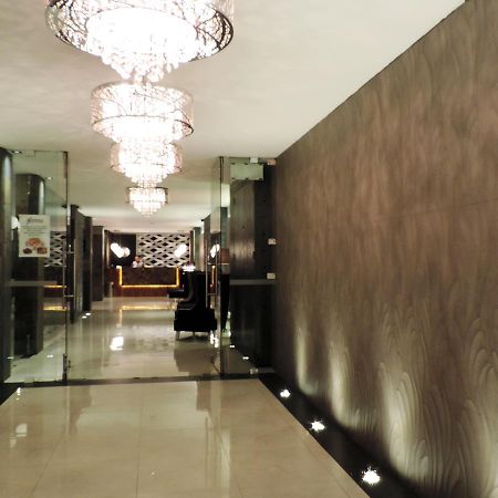 Hotel Senorial Platino Leon Exterior photo
