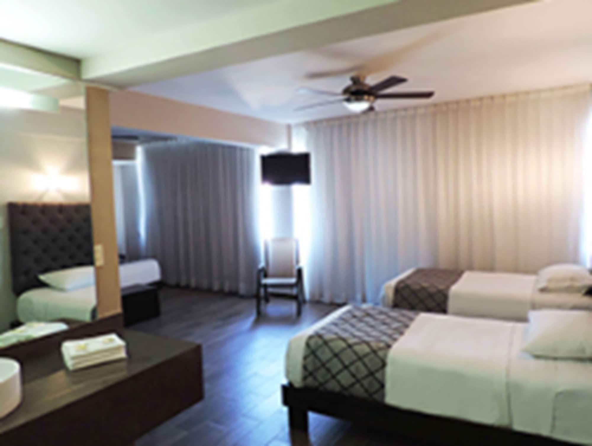 Hotel Senorial Platino Leon Exterior photo