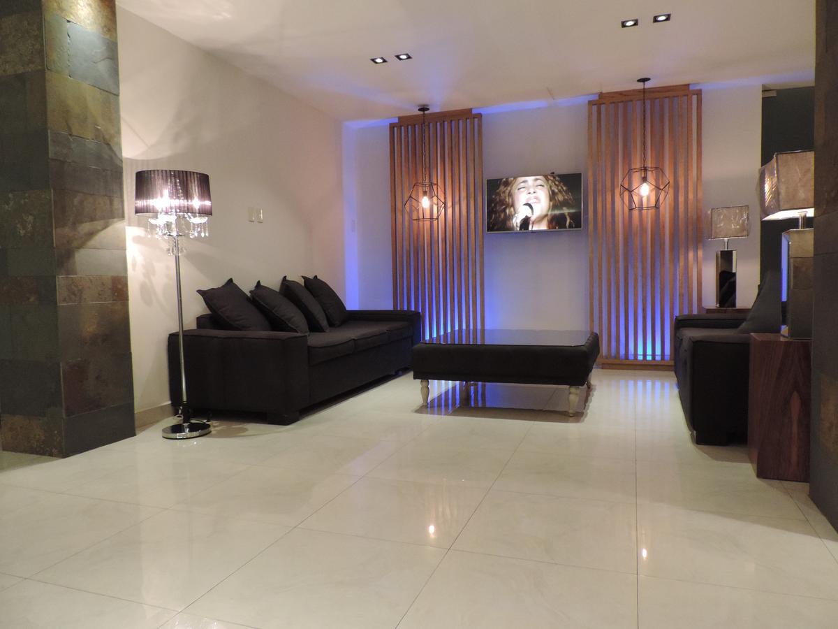 Hotel Senorial Platino Leon Exterior photo