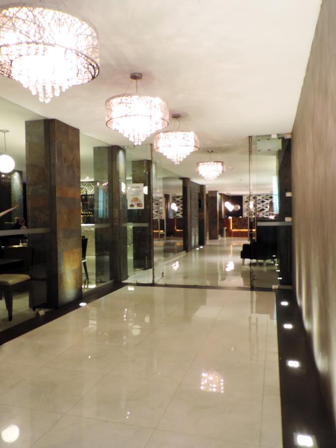Hotel Senorial Platino Leon Exterior photo